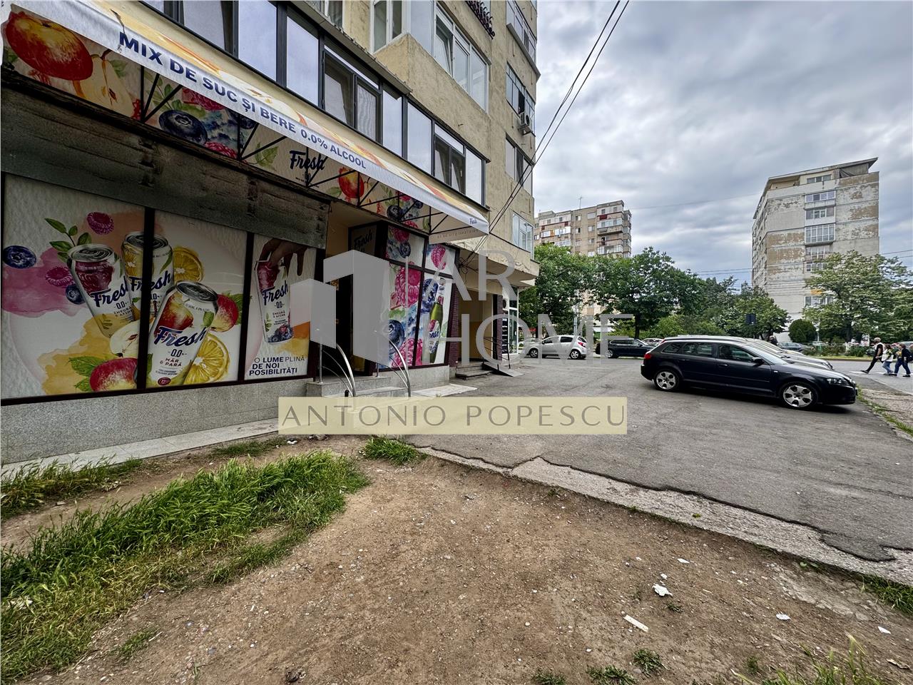 Vanzare spatiu comercial stradal, parter, IN Ploiesti, zona Republicii