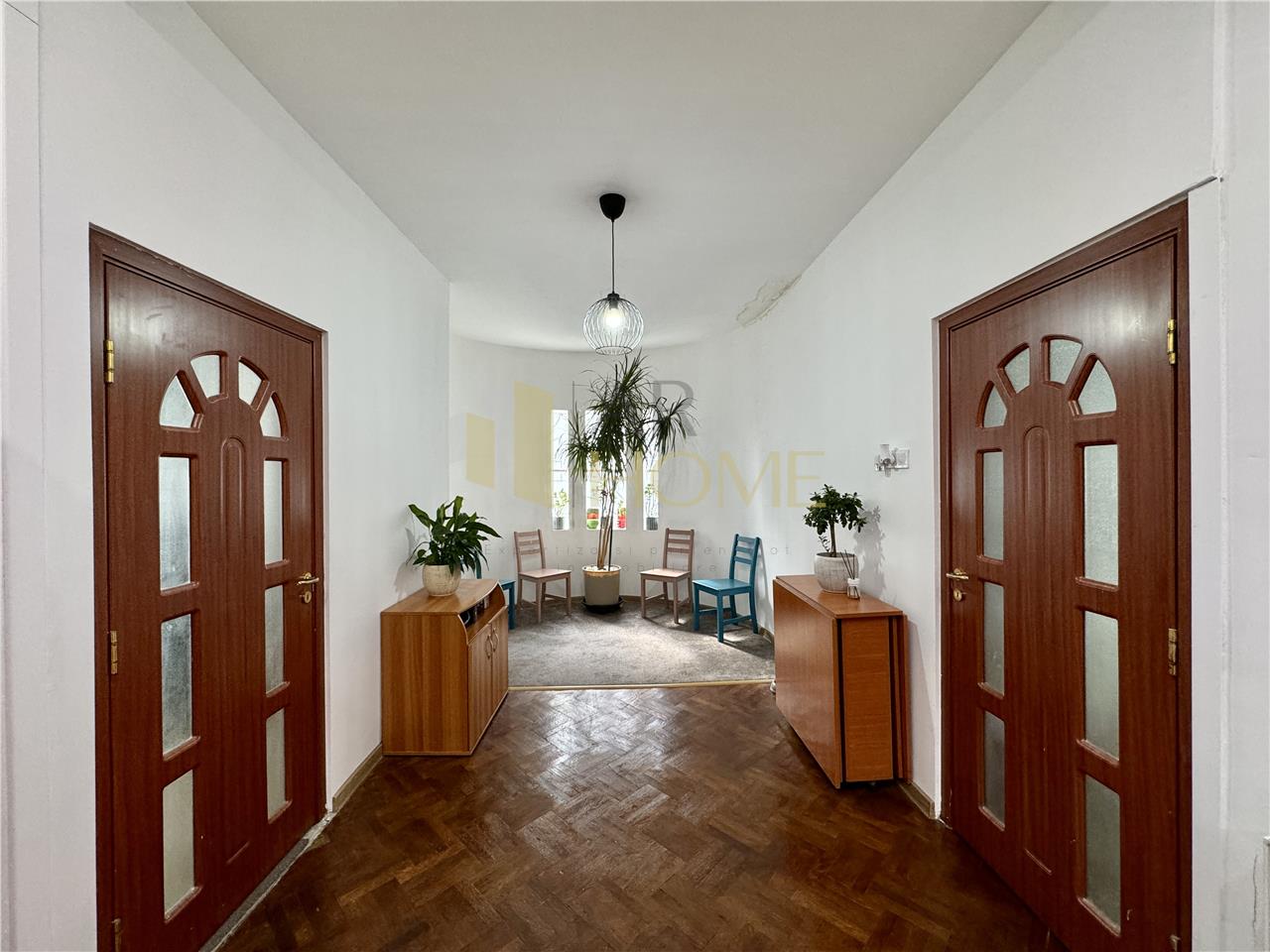 Casa S+P+1E, 11 camere, renovata 2023, situata ultracentral Ploiesti