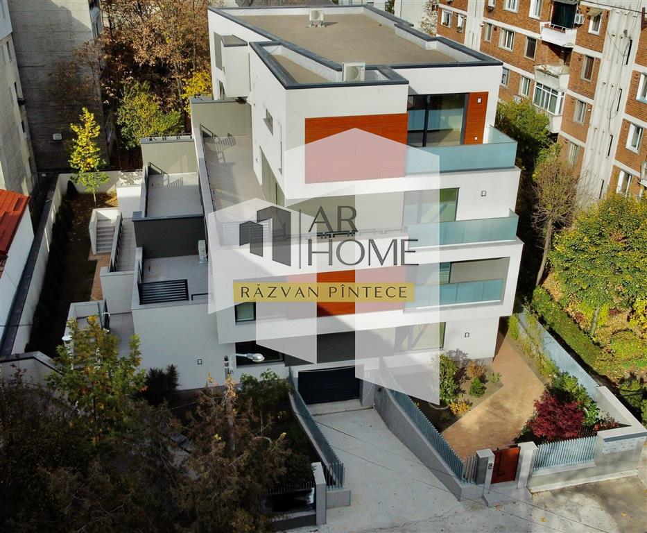 Apartament 3 camere de lux, terasa 17 mp, Bulevardul Independentei, Ploiesti