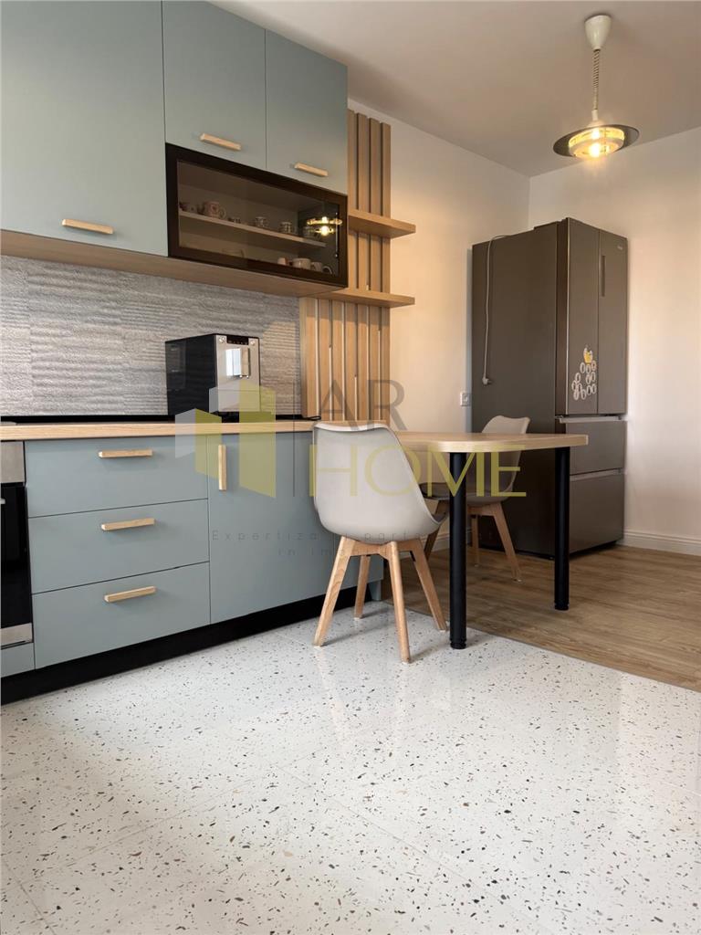 Apartament 3 camere, spatios, prima inchiriere, zona Piata M. Viteazul, Ploiesti