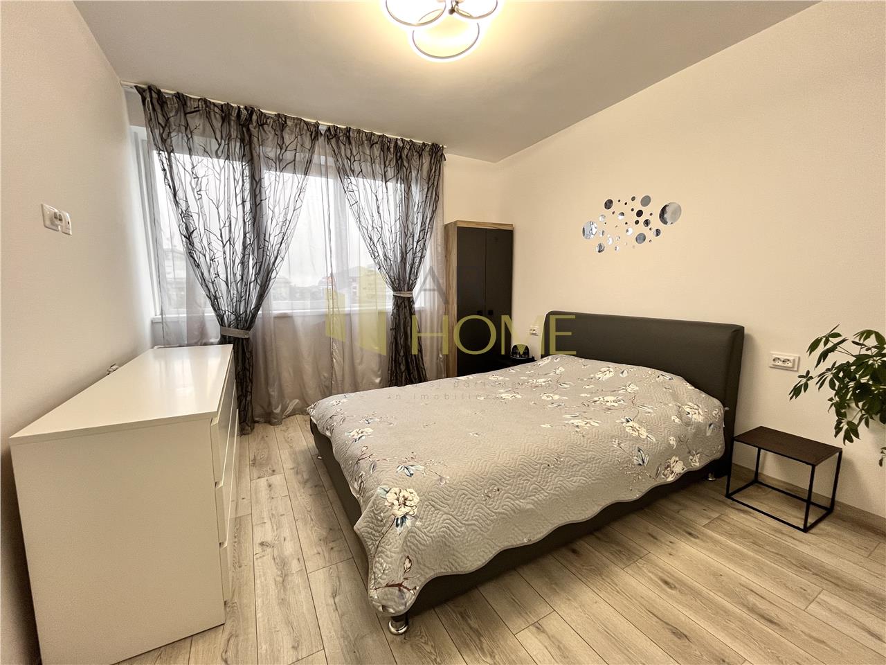 Inchiriere apartament 2 camere, renovat, zona ultracentrala, Ploiesti