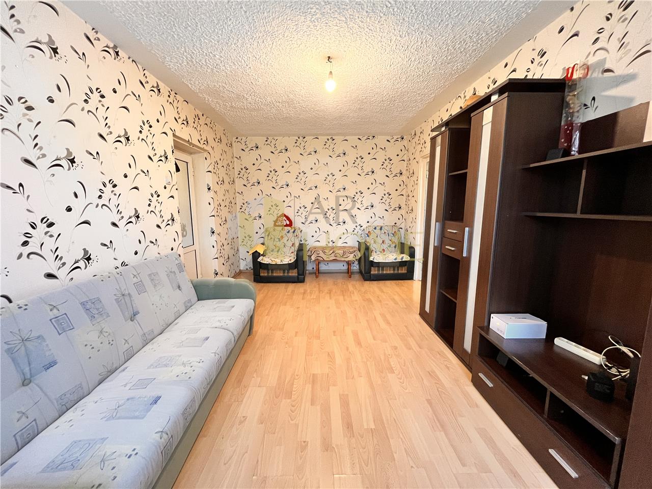 Vanzare apartament 2 camere, zona Nord, Complexul Mestesugaresc, Ploiesti