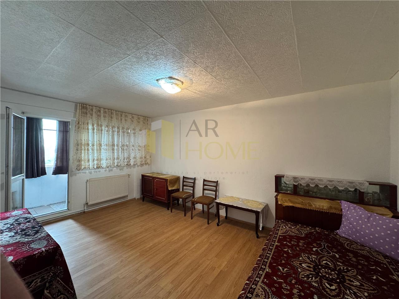 Vanzare apartament doua camere decomandat, centrala termica - Zona Republicii, Ploiesti