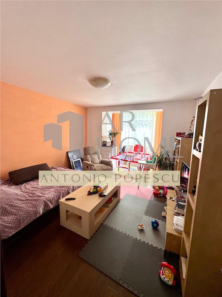Apartament 3 camere, cf.1A decomandat, 2 balcoane, Republicii, Ploiesti.