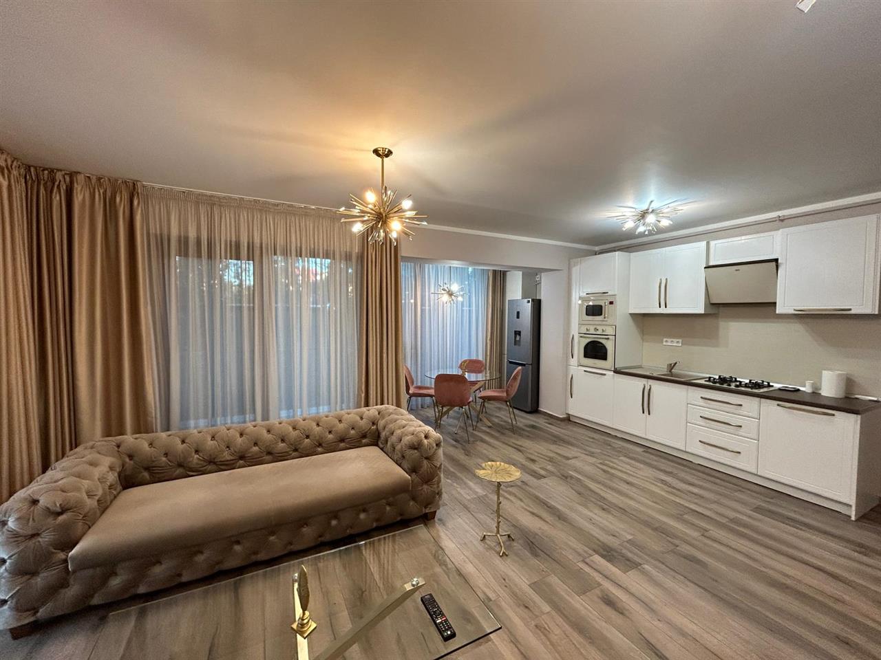 Inchiriere 2 camere de lux, centru Romana Residence, Ploiesti