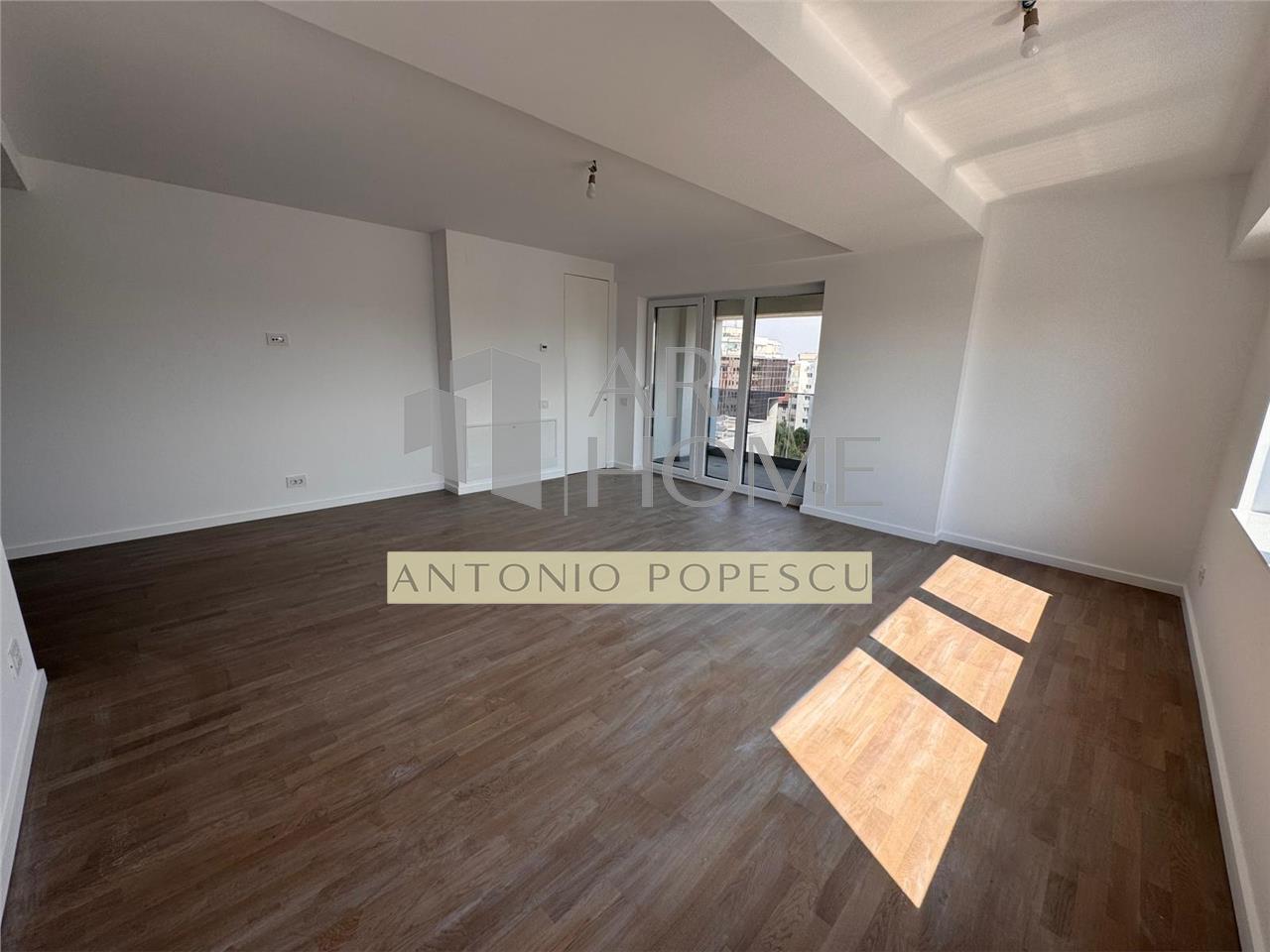 Apartament 3 camere si 2 terase in Ploiesti, zona Parcul Mihai Viteazul.