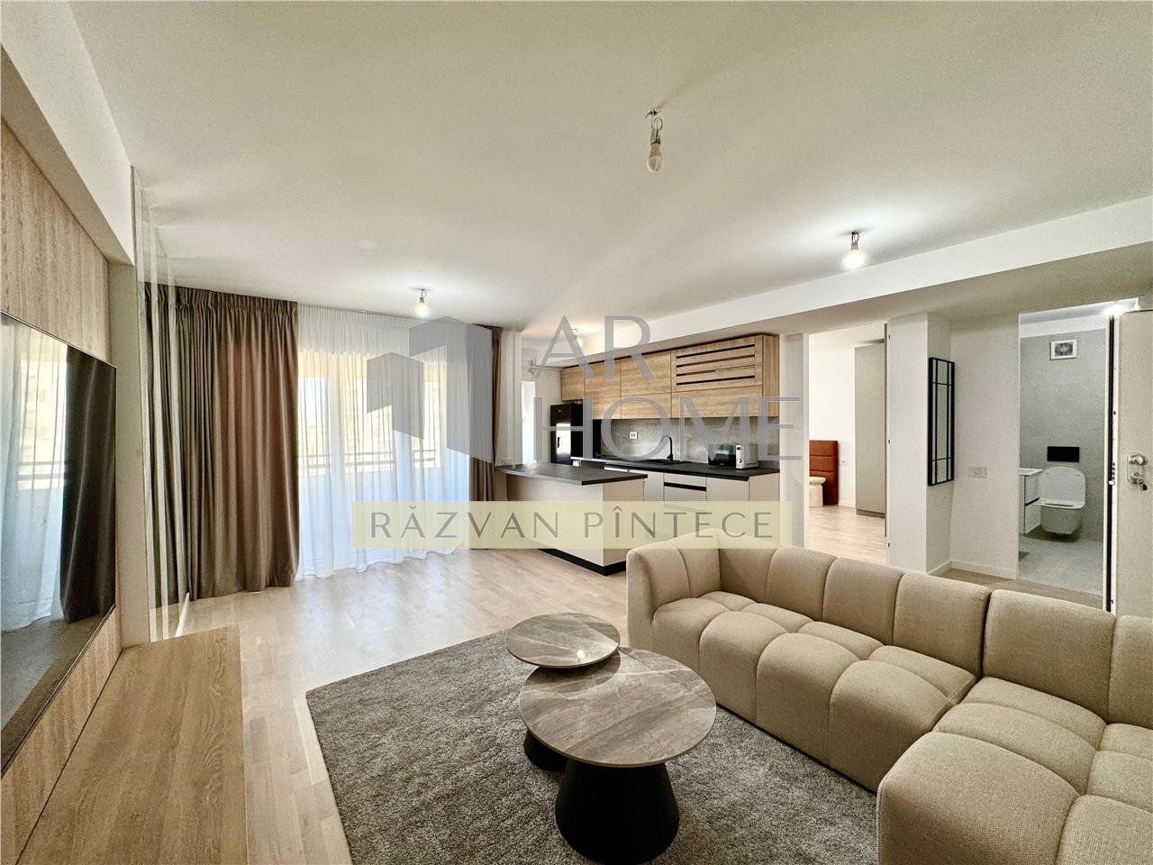 Apartament 2 camere de lux, parcare subterana, ultracentral, bloc Bucegi, Ploiesti