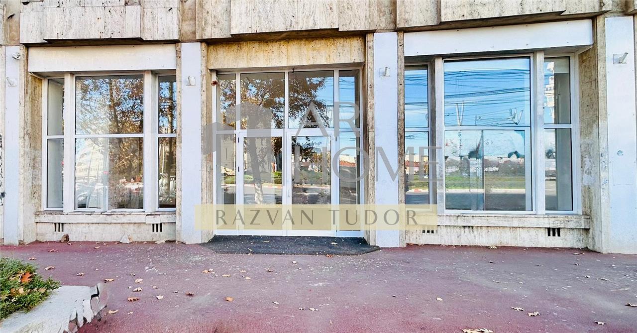 Spatiu comercial , vitrina stradala , ultracentral , Ploiesti