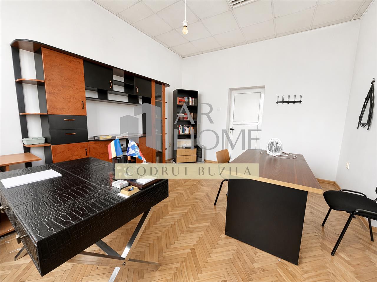 Spatiu birouri 15 mp, 1 camera, ultracentral, Ploiesti