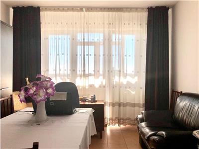 Apartament 2 camere, decomandat, imbunatatiri, zona AFI, Ploiesti