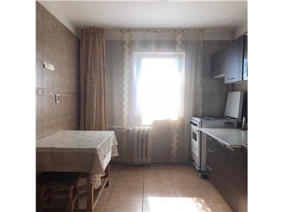 Apartament 2 camere, decomandat, imbunatatiri, zona AFI, Ploiesti