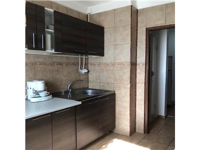 Apartament 2 camere, decomandat, imbunatatiri, zona AFI, Ploiesti
