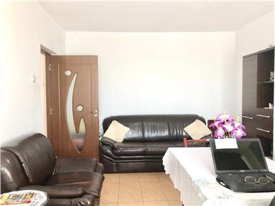 Apartament 2 camere, decomandat, imbunatatiri, zona AFI, Ploiesti