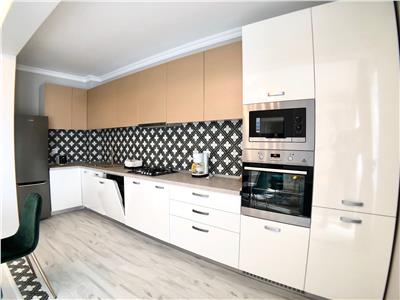 Apartament 3 camere, de lux, curte proprie, Albert, Ploiesti