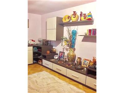 Apartament 4 camere, decomandat, 108 mp, zona Marasesti, Ploiesti
