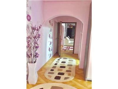 Apartament 4 camere, decomandat, 108 mp, zona Marasesti, Ploiesti