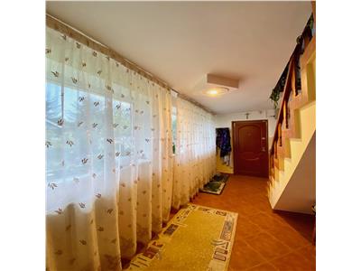 Casa P+1E si anexe, 2600 mp , Poienarii Burchi, Prahova