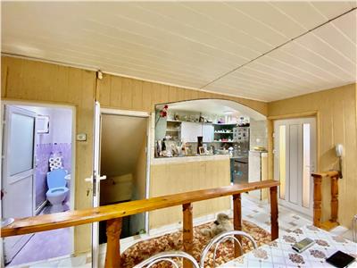 Casa P+1E si anexe, 2600 mp , Poienarii Burchi, Prahova