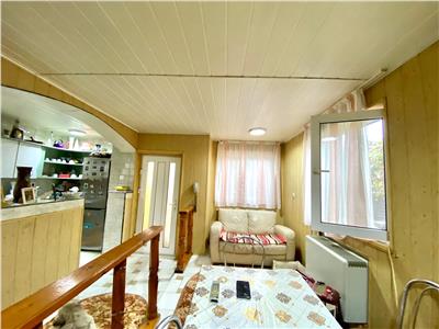 Casa P+1E si anexe, 2600 mp , Poienarii Burchi, Prahova