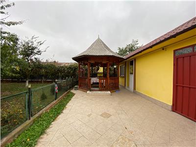 Casa P+1E si anexe, 2600 mp , Poienarii Burchi, Prahova