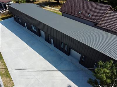 Hala industriala, renovata complet, 280 mp, central Moreni, Dambovita