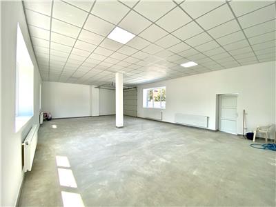Hala industriala, renovata complet, 280 mp, central Moreni, Dambovita