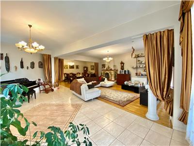Vila de lux cu piscina, parcare subterana, zona Albert, Ploiesti