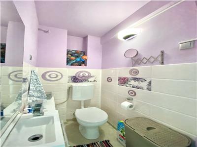 Apartament 4 camere, renovat, centrala termica ,Malu Rosu, Ploiesti
