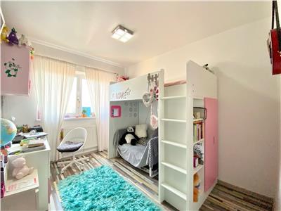 Apartament 4 camere, renovat, centrala termica ,Malu Rosu, Ploiesti
