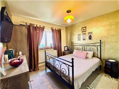 Apartament 4 camere, renovat, centrala termica ,Malu Rosu, Ploiesti