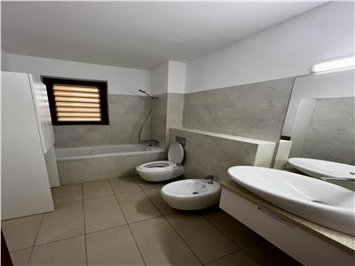 Apartament 3 camere, parcare proprie, Ploie?ti, Romana Residence