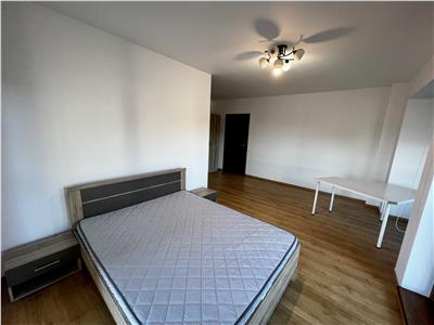 Apartament 3 camere, parcare proprie, Ploie?ti, Romana Residence