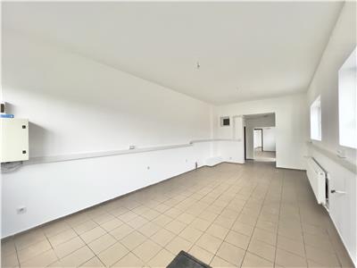 Spatiu 100 mp, curte 50 mp, zona Buna Vestire, Ploiesti