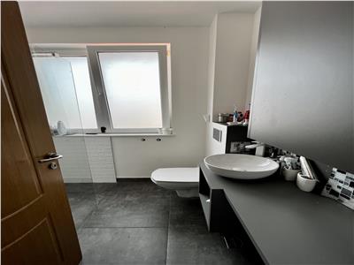 Vanzare casa 4 camere, de tip insiruit, Ploiesti, zona Nord