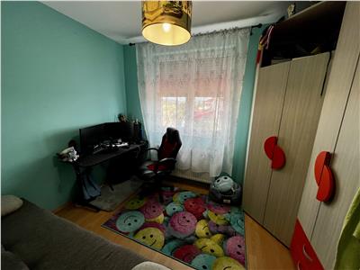 Vanzare casa 4 camere, de tip insiruit, Ploiesti, zona Nord