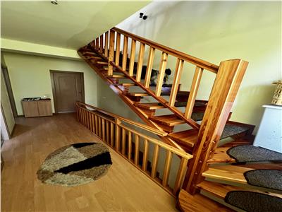 Vanzare casa 4 camere, de tip insiruit, Ploiesti, zona Nord
