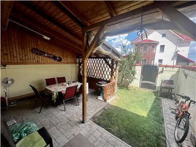 Vanzare casa 4 camere, de tip insiruit, Ploiesti, zona Nord