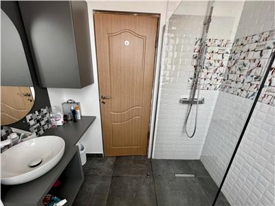 Vanzare casa 4 camere, de tip insiruit, Ploiesti, zona Nord