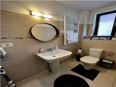 Vanzare casa 4 camere, in Ploiesti, zona cartier Albert