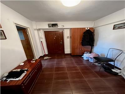 Vanzare apartament 5 camere, in Ploiesti, zona ultracentrala