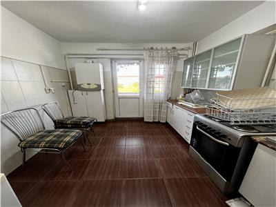Vanzare apartament 5 camere, in Ploiesti, zona ultracentrala