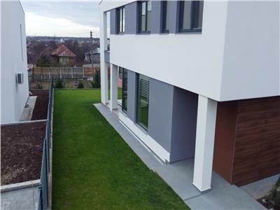 Vanzare vila 4 camere, de lux, Paulesti, intr un cartier privat