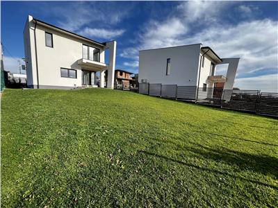 Vanzare vila 4 camere, de lux, Paulesti, intr un cartier privat