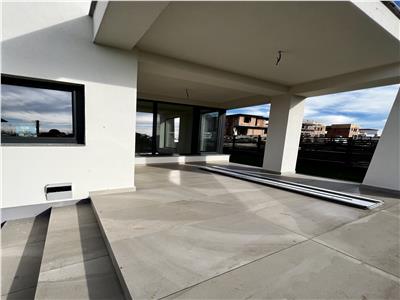 Vanzare vila 4 camere, de lux, Paulesti, intr un cartier privat