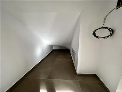 Vanzare vila 4 camere, de lux, Paulesti, intr un cartier privat
