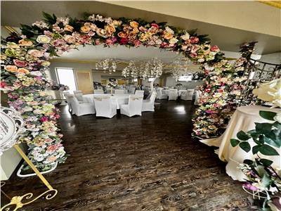 Afacere la cheie, restaurant si salon evenimente, Aricestii Rahtivani