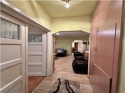 Apartament 3 camere, semidecomandat, ultracentral, Ploiesti