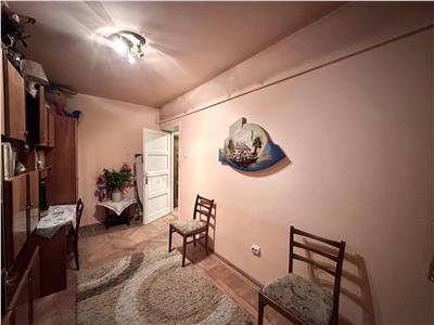 Apartament 3 camere, semidecomandat, ultracentral, Ploiesti