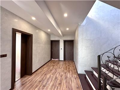Vila de lux, P+1E+M, mobilata utilata, garaj, zona Bereasca, Ploiesti