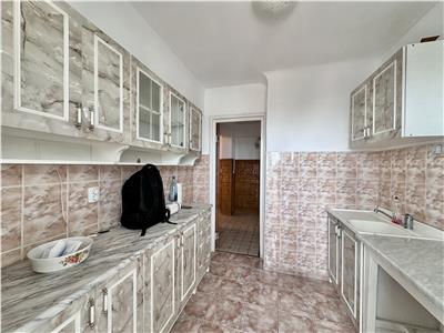 Apartament 3 camere, decomandat, balcon 14 mp, Marasesti, Ploiesti